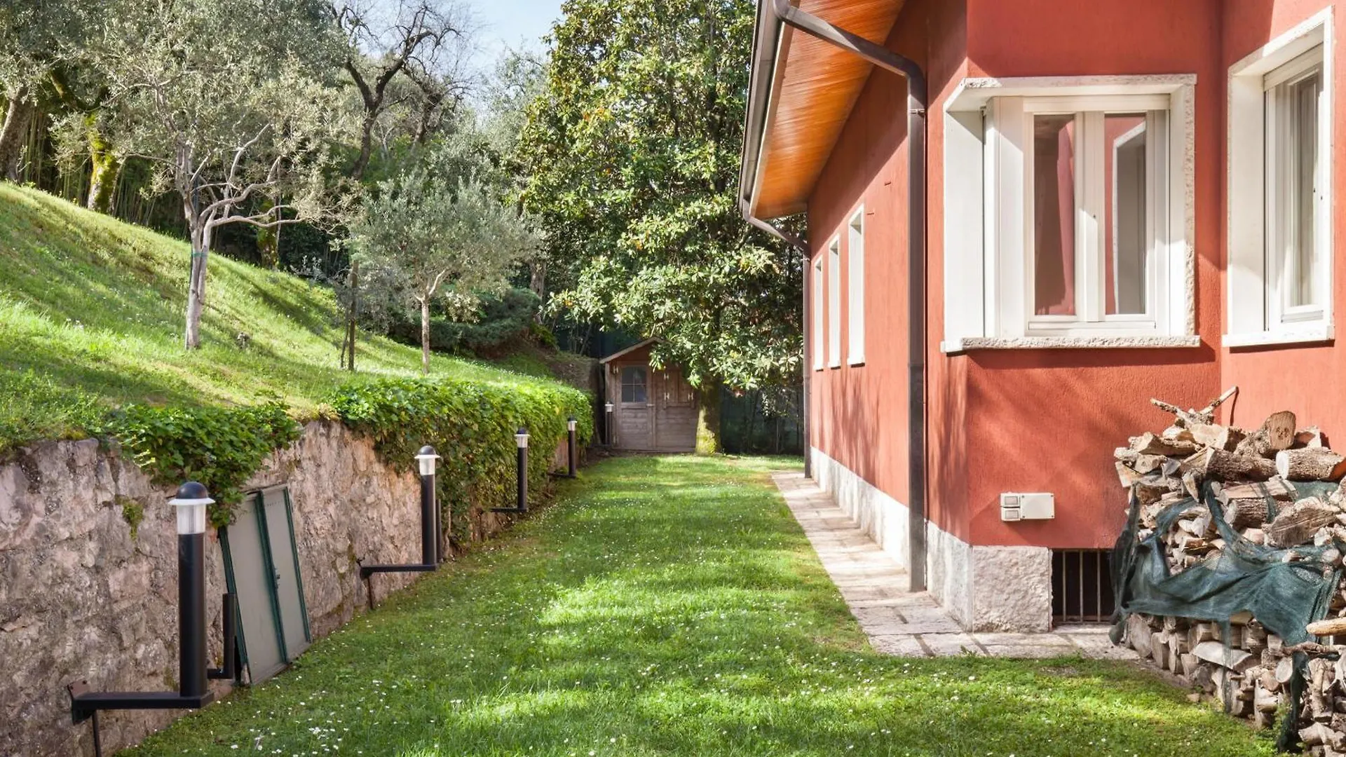 Villa Pirandello With Pool Torri Del Benaco