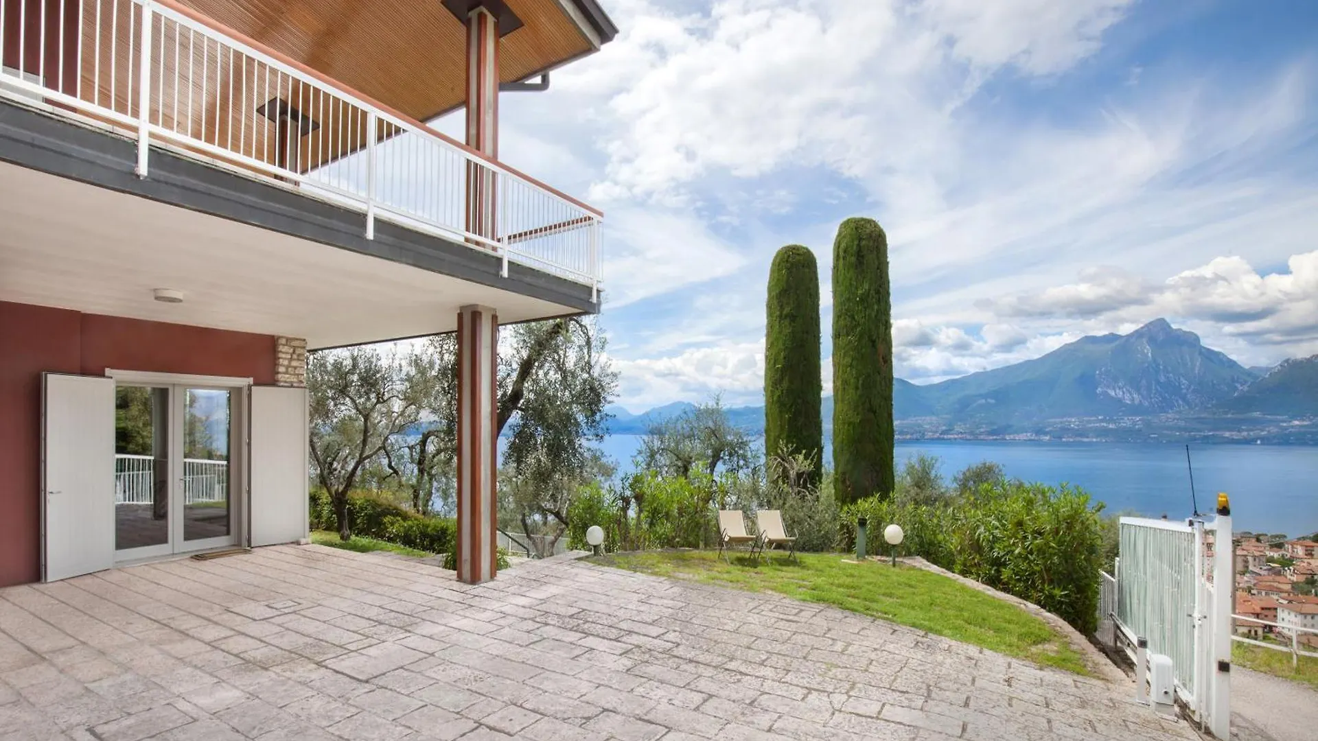 Villa Pirandello With Pool Torri Del Benaco