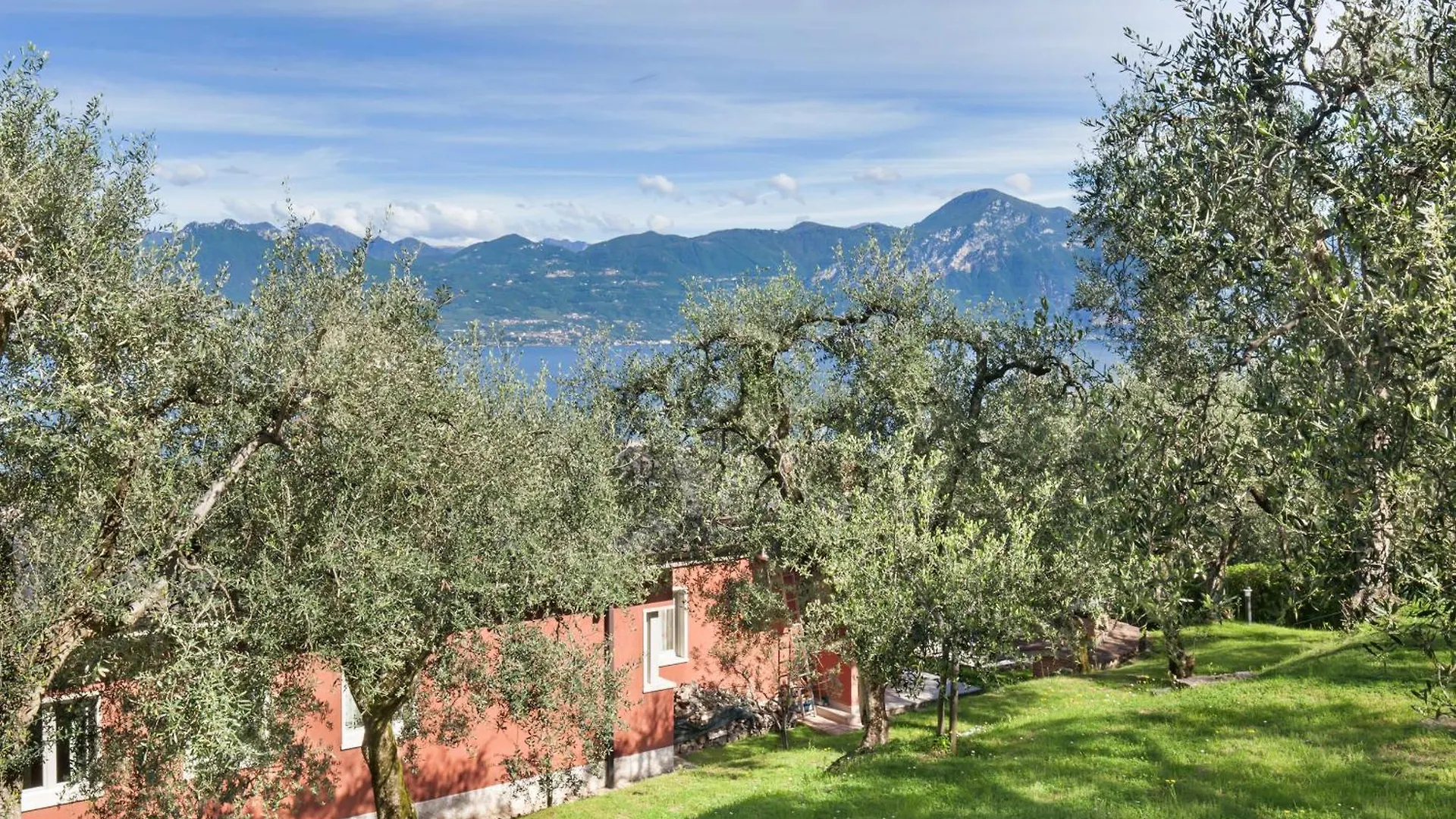 Villa Pirandello With Pool Torri Del Benaco